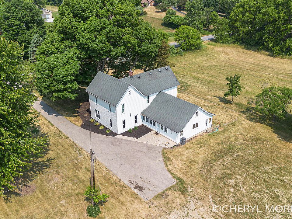 10248 Ivanrest Ave SW, Byron Center, MI 49315 | Zillow