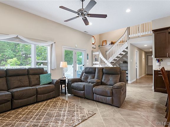 3rd image of 90 Ashcliff Acres Ct