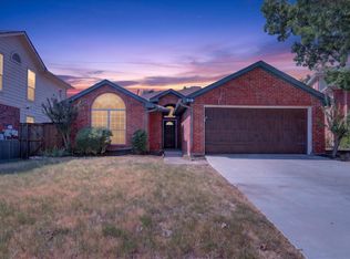 425 Wentworth Dr, Flower Mound, TX 75028