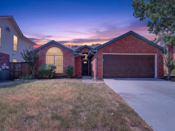 425 Wentworth Dr, Flower Mound, TX 75028