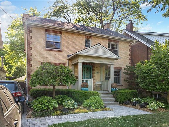2nd image of 941 Waterloo St