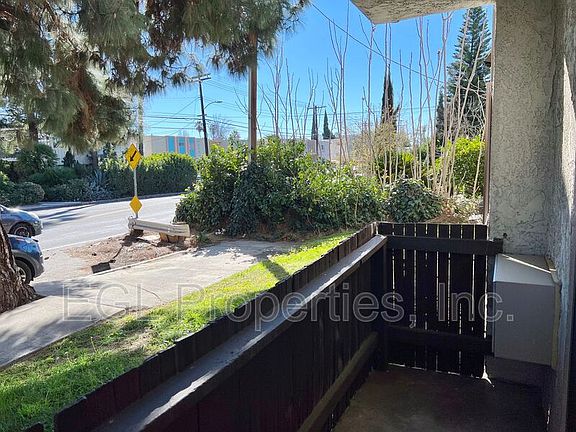 4th image of 6155 Fulton Ave APT 102