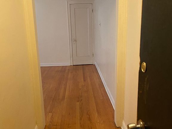 Hallway into apartment