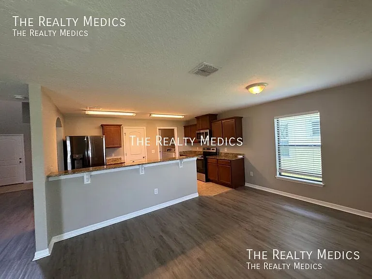 2148 Ontario Way — Photo 5