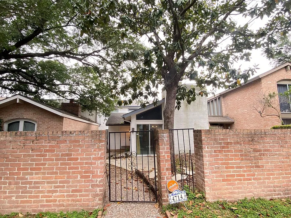 4714 N Cashel Cir