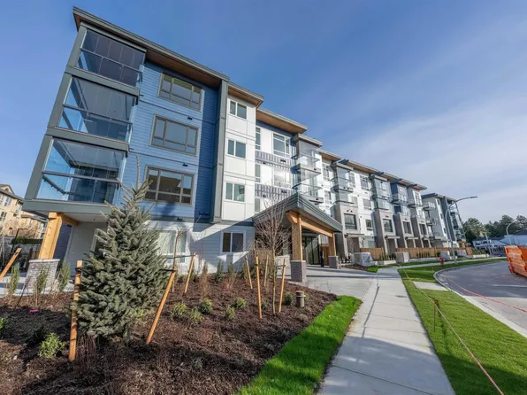 13777 75a Ave #317, Surrey, BC V3W 0E8