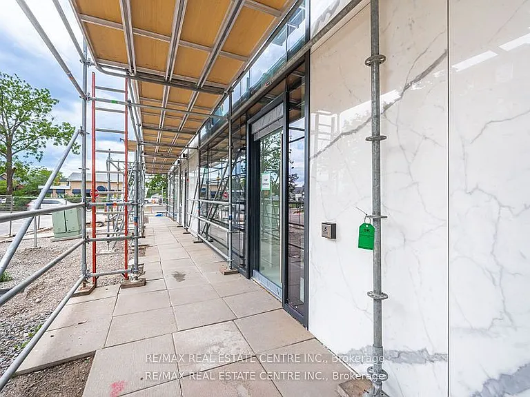 370 Martha St #1703 — Photo 39