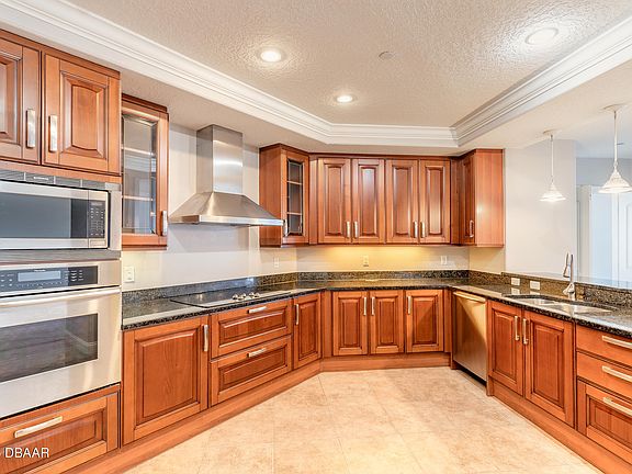 5th image of 3245 Atlantic Ave #803