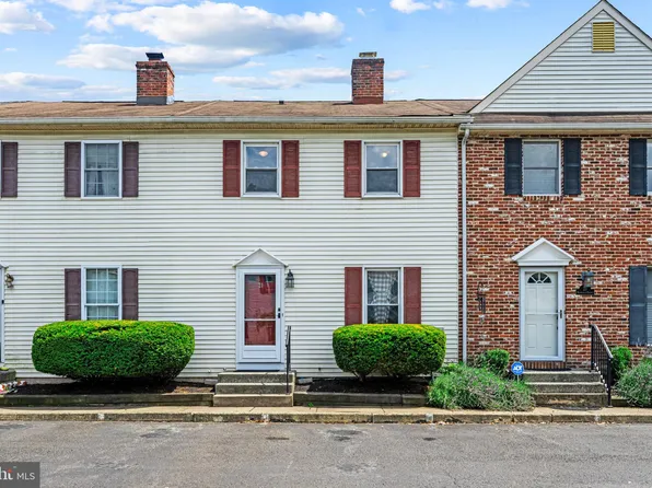 21 Washington Sq, Doylestown, PA 18901