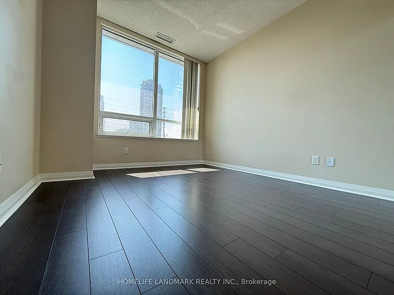 55 Eglinton Ave W #109 — Photo 36