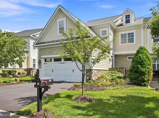 107 Osprey Dr, Lake Frederick, VA 22630
