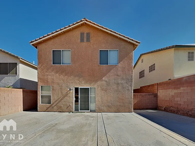 6271 Stone Hollow Ave — Photo 17