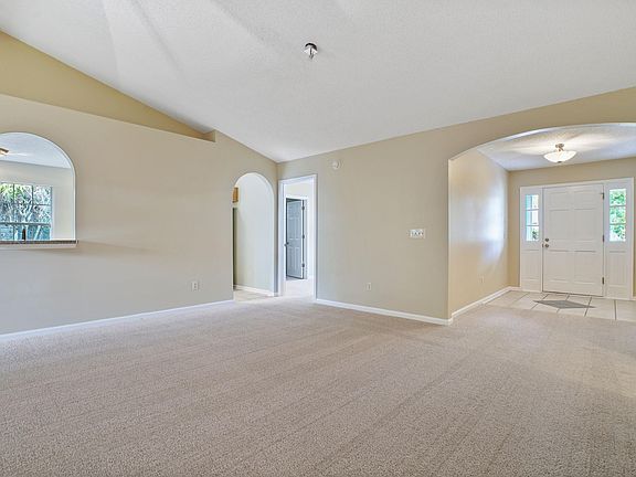 3rd image of 1076 Dorwinion Dr