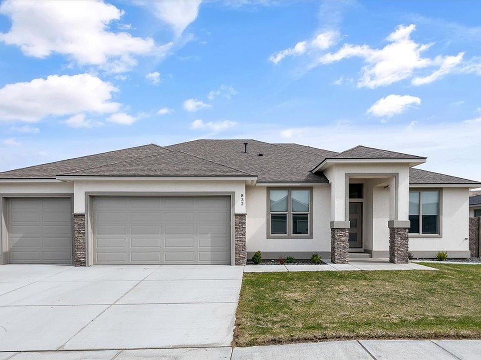 1st image of 832 Waylon Dr