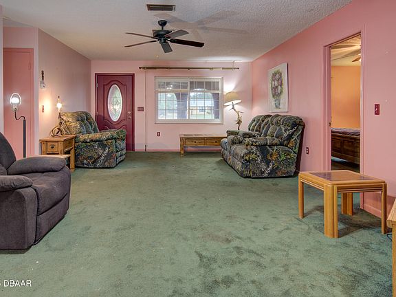 4th image of 173 Marion Oaks Ln