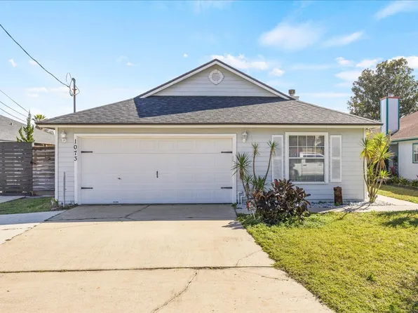 1073 Stocks St, Atlantic Beach, FL 32233