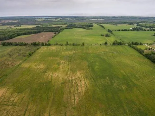 Memorial Dr #31-32, Egg Harbor, WI 54209