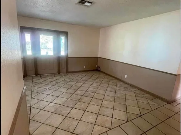 3612 Seagull Dr, Victoria, TX 77901