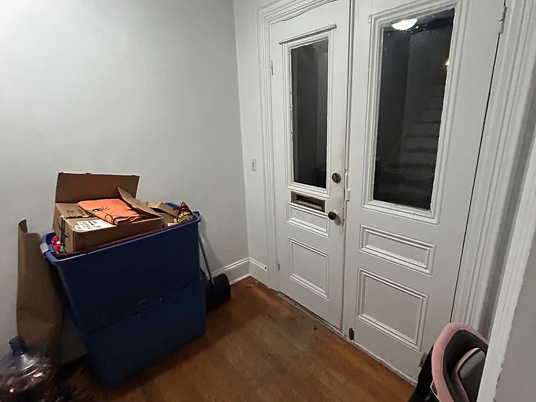 47 Russell St #1 — Photo 18
