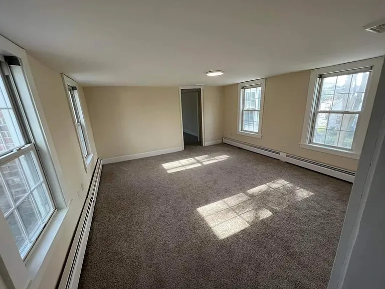 65 Central St #1 — Photo 10