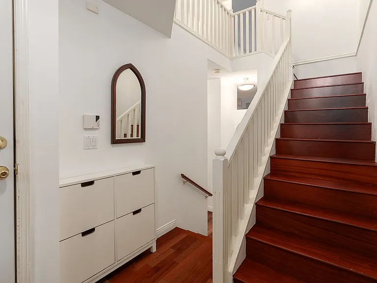 7465 Mulberry Pl #18 — Photo 2