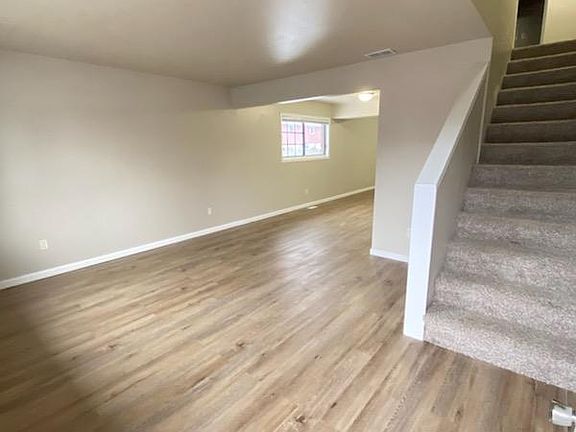 5th image of 5807 Creekview Ct W #5807