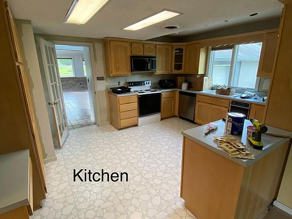 2nd image of 8804 S Northshore Dr