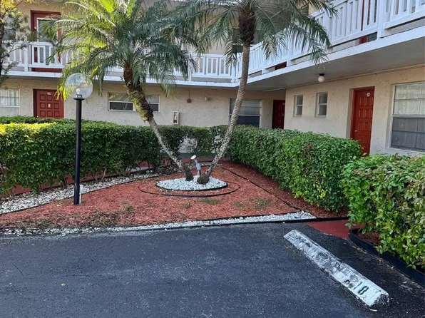 3774 Inverrary Boulevard #106P, Lauderhill, FL 33319