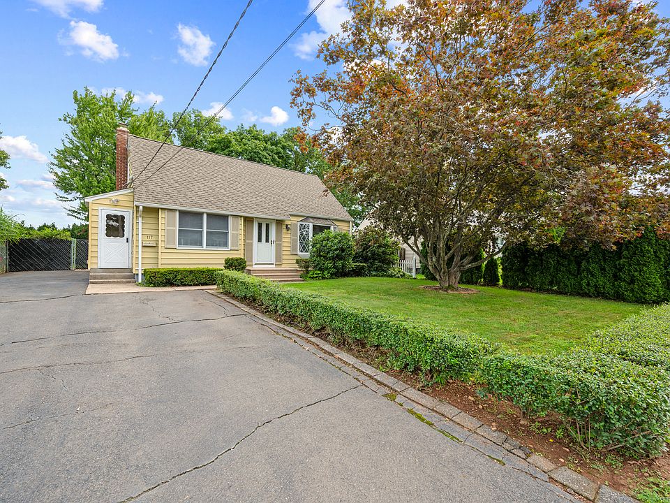 1st image of 117 Bay Avenue