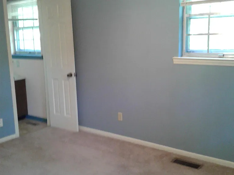 1619 Wendy Cir — Photo 17
