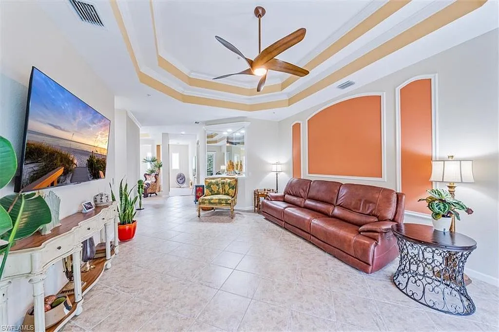 3 bed, 4.0 bath, 2178 sqft, $3,200 — Photo 4