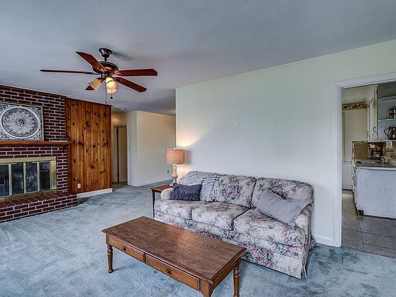 5th image of 7121 Suncrest Dr