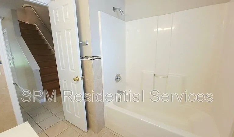 5150 Lampost Cir — Photo 14