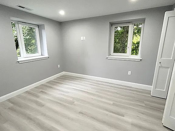 5th image of 245 Elm St APT 102