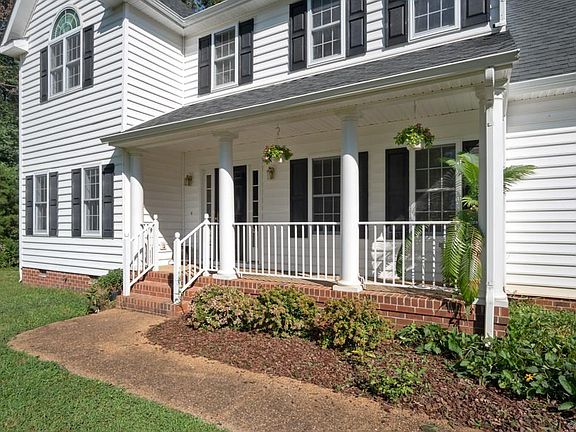 3rd image of 18256 Oxshire Ct