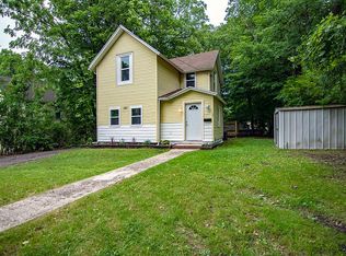 121 S O'Keefe St, Cassopolis, MI 49031