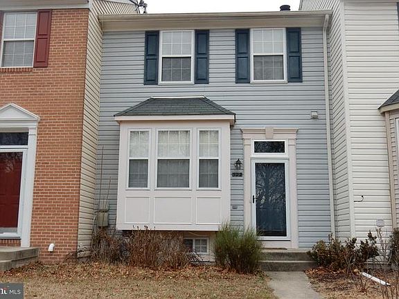 2nd image of 322 Green Mountain Ct