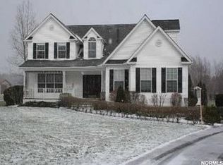 16833 Snyder Rd, Chagrin Falls, OH 44023