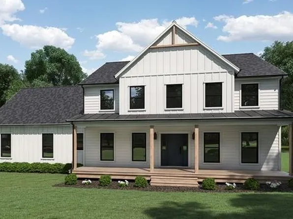 530 Hiawatha Path, Southold, NY 11971