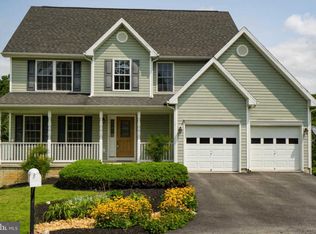 131 Jewels Ct, Martinsburg, WV 25404