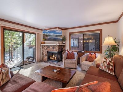 2560 Lake Forest Rd #2, Tahoe City, CA, 96145