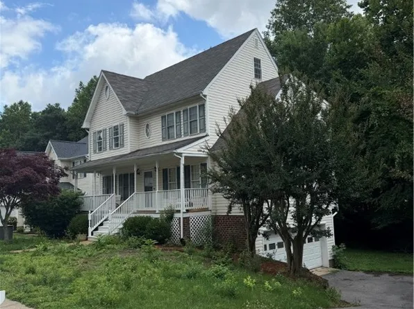 3913 Liberty Point Dr, Midlothian, VA 23112