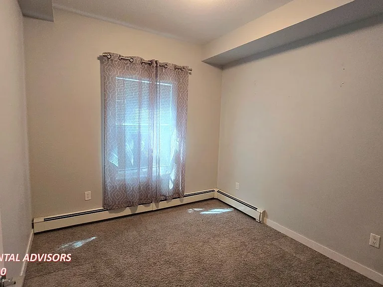 10611 117th St NW #101 — Photo 9