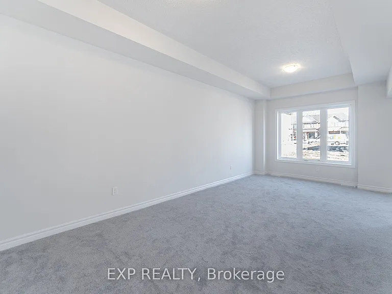 70 Baker St — Photo 15