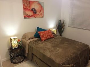 647 Hind Iuka Dr, Honolulu, HI 96821