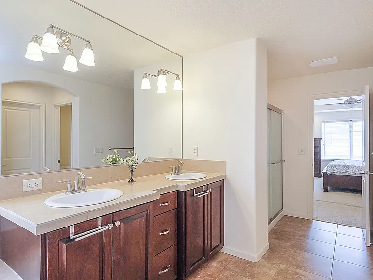 6572 NW 164th Ave — Photo 11