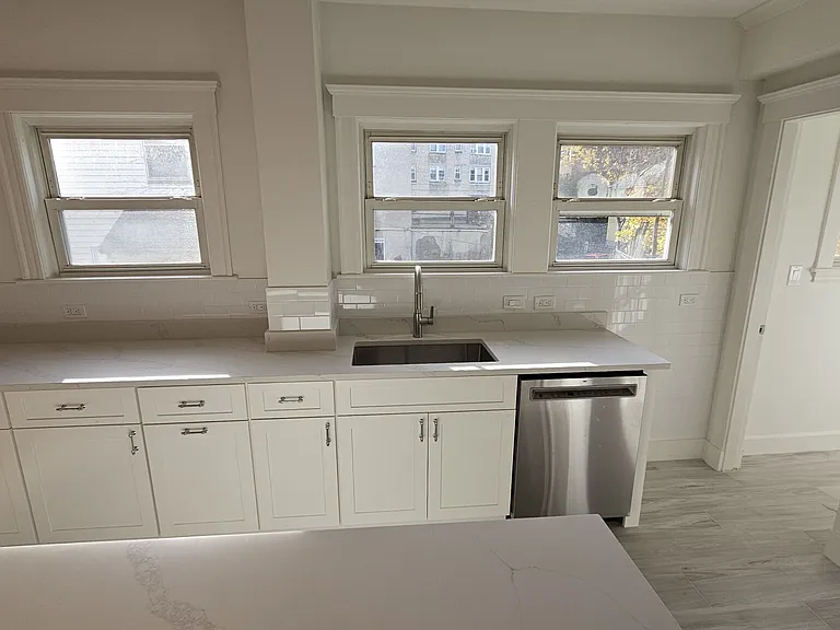 16 Gerald Rd #2 — Photo 3