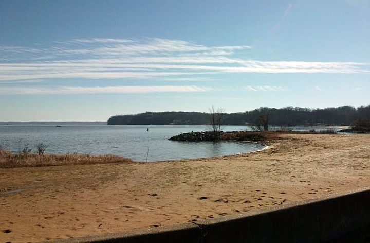 Aquia Landing Beach >5mi