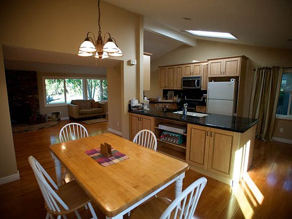 2nd image of 20154 Hatteras St