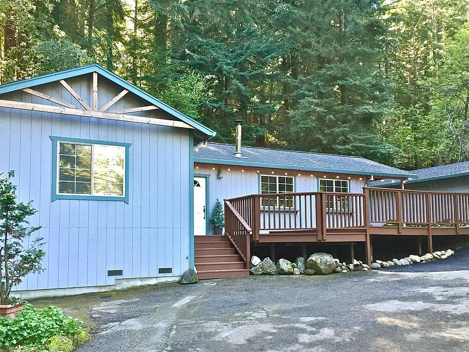 1st image of 391 Acorn Dr